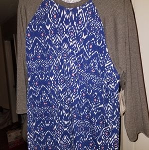 Brand new with tags XL Lularoe Randy Tee